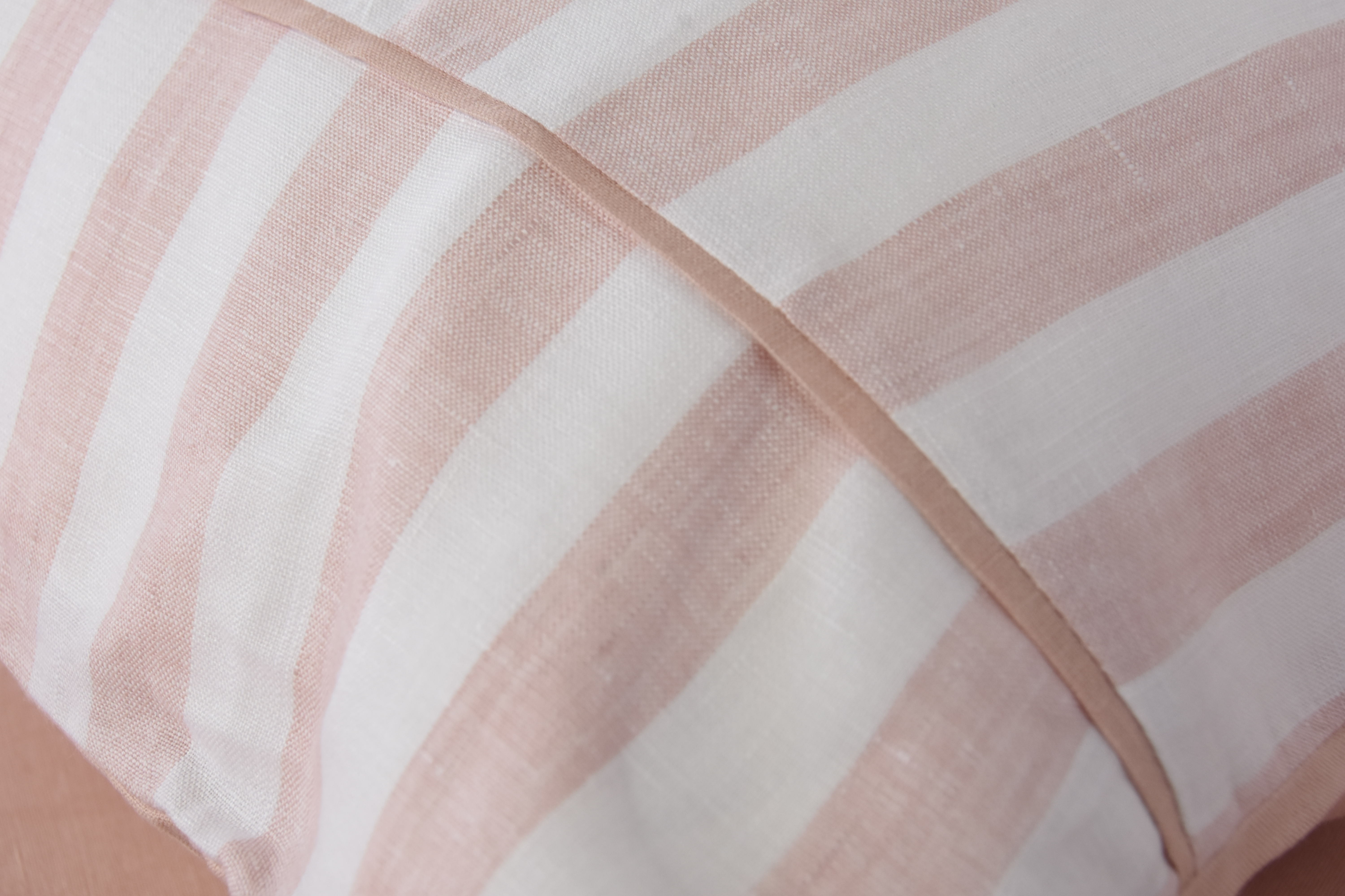 Yarn-Dyed 100% French Linen Pink Striped Ruffled Bed Sheet Set