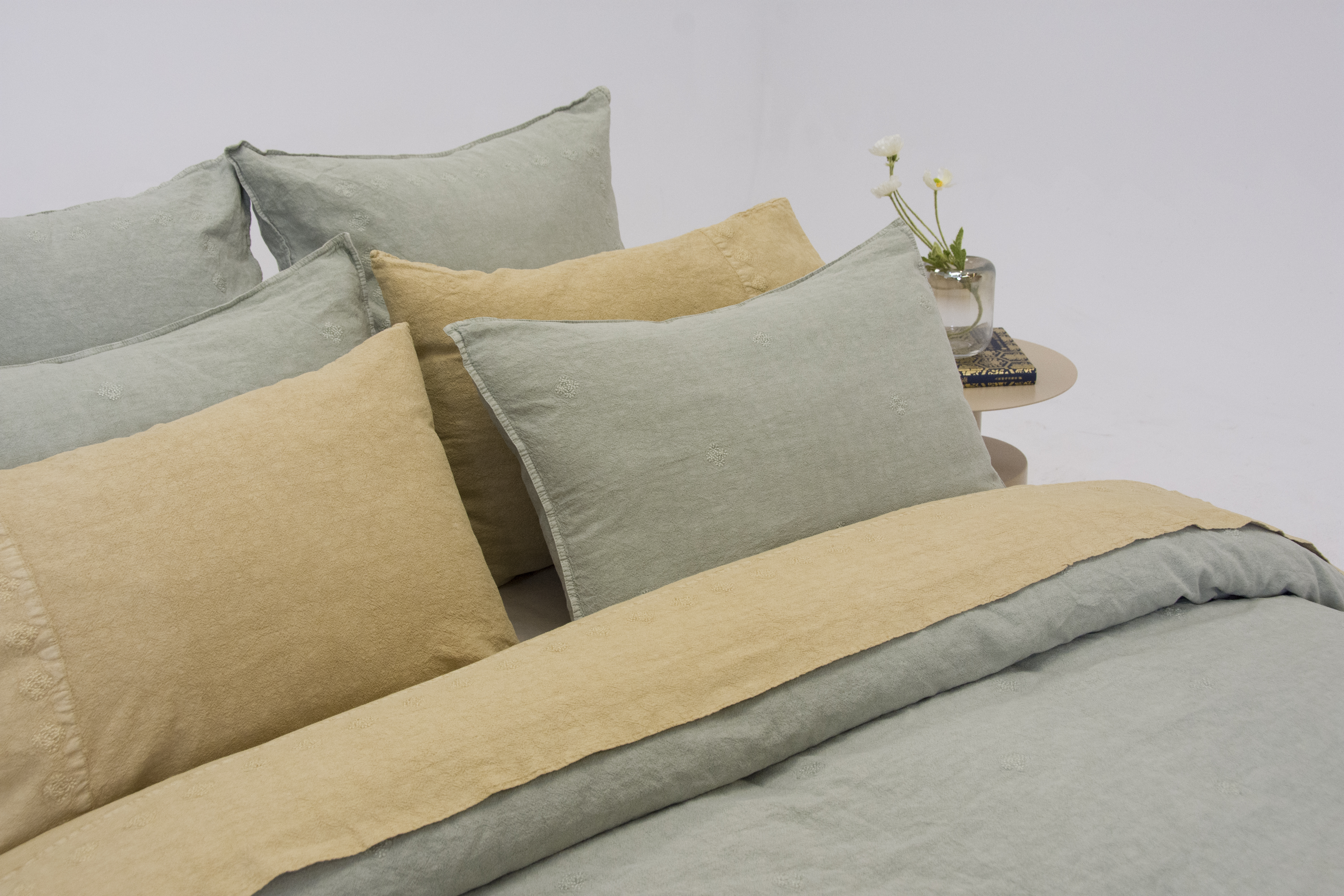 Linen cotton Stone Washed Embroidery Duvet Cover Set